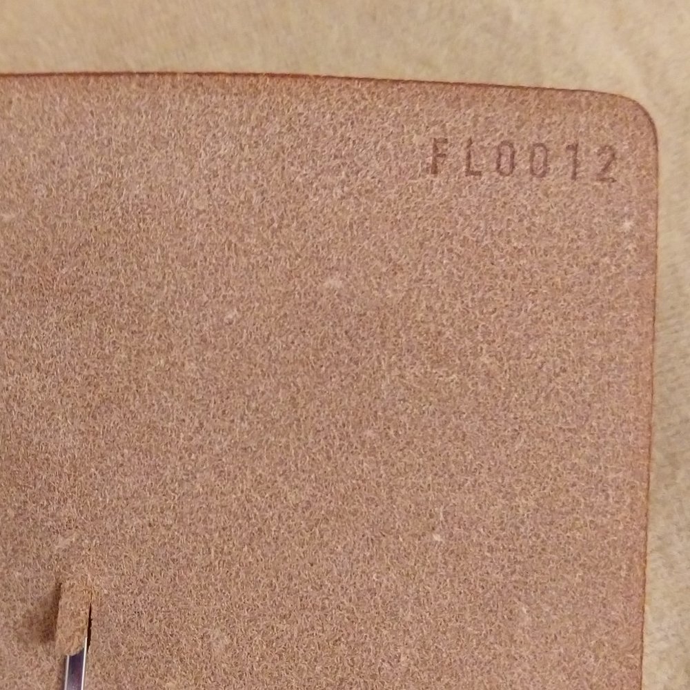 Louis Vuitton Monogram Vernis Flower Hair Pins - Picture 11 of 11